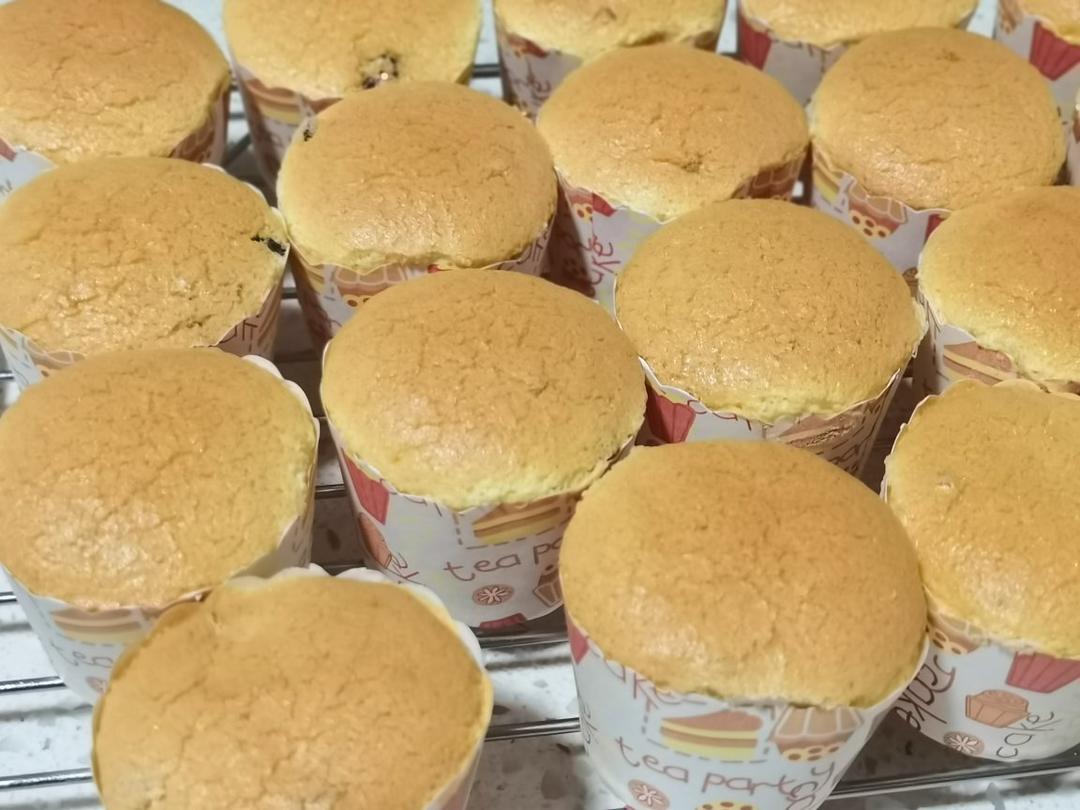 纸杯蛋糕 8寸戚风蛋糕的量