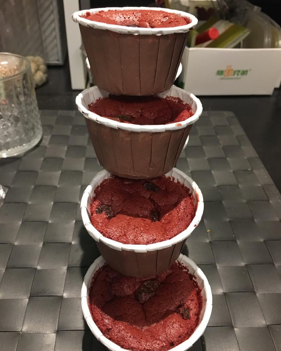 传统红丝绒杯子蛋糕（极软无泡打粉）Red velvet cupcake