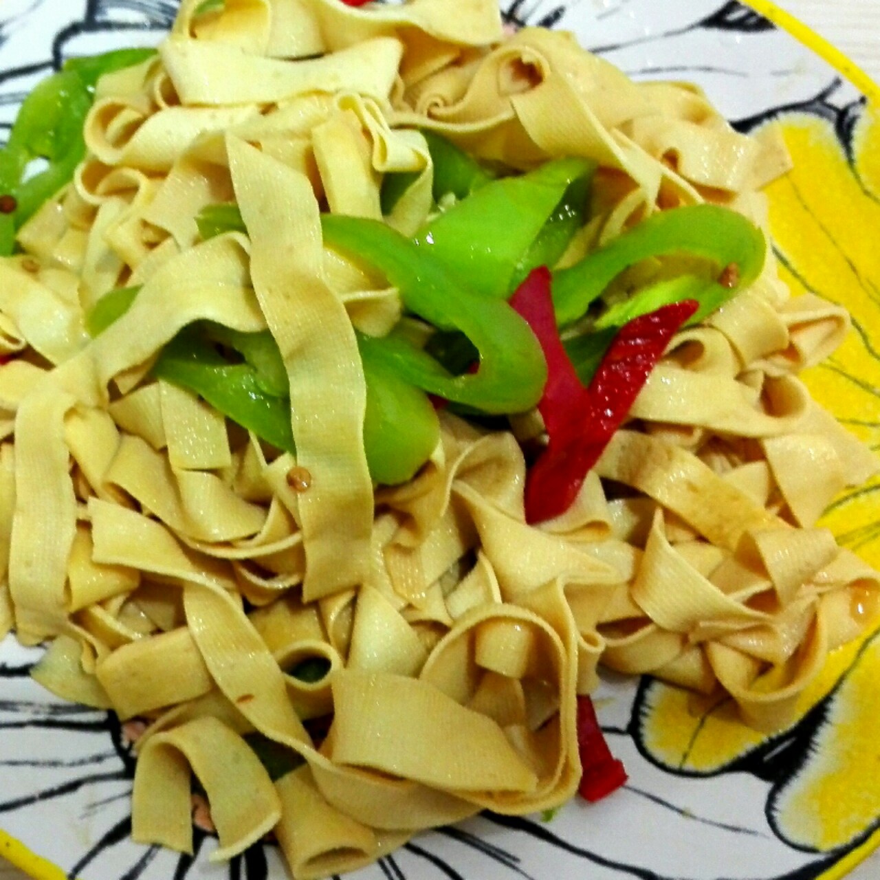 尖椒炒豆腐丝
