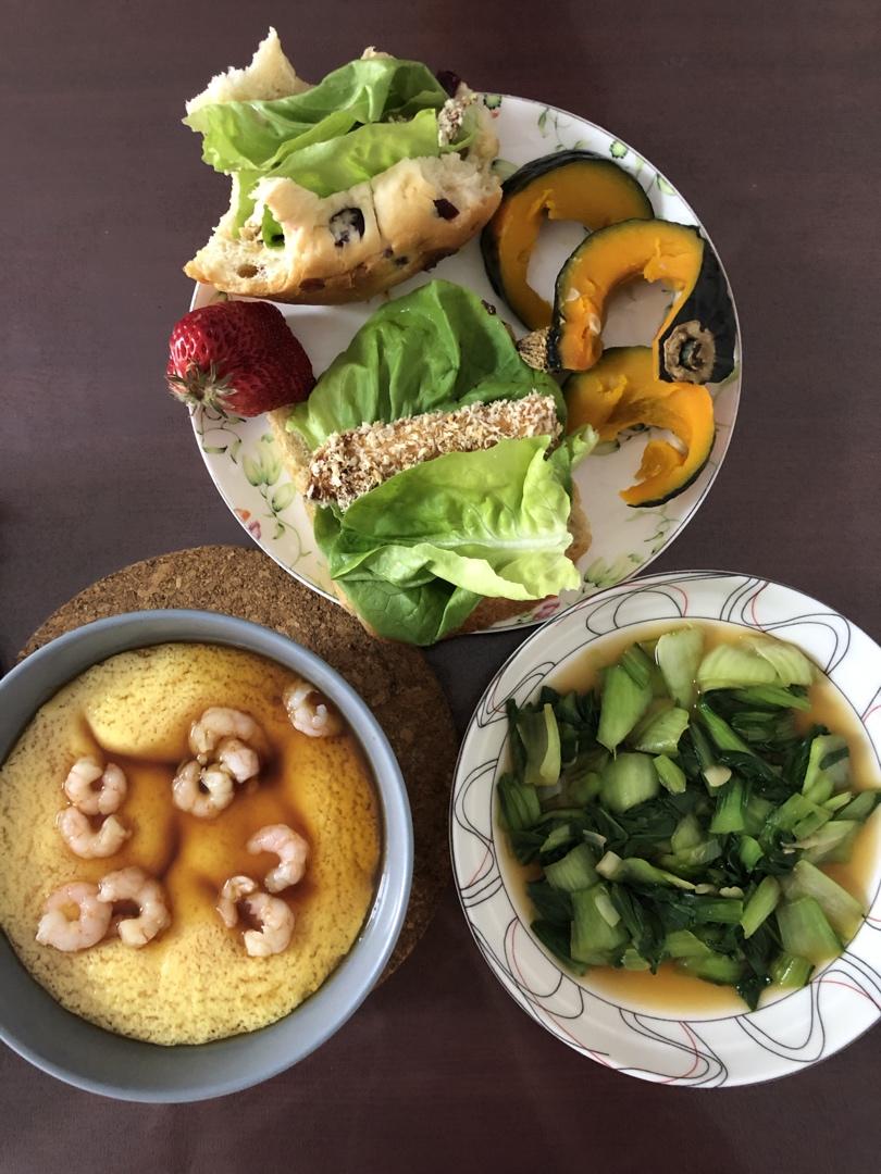 虾仁鸡蛋蒸豆腐