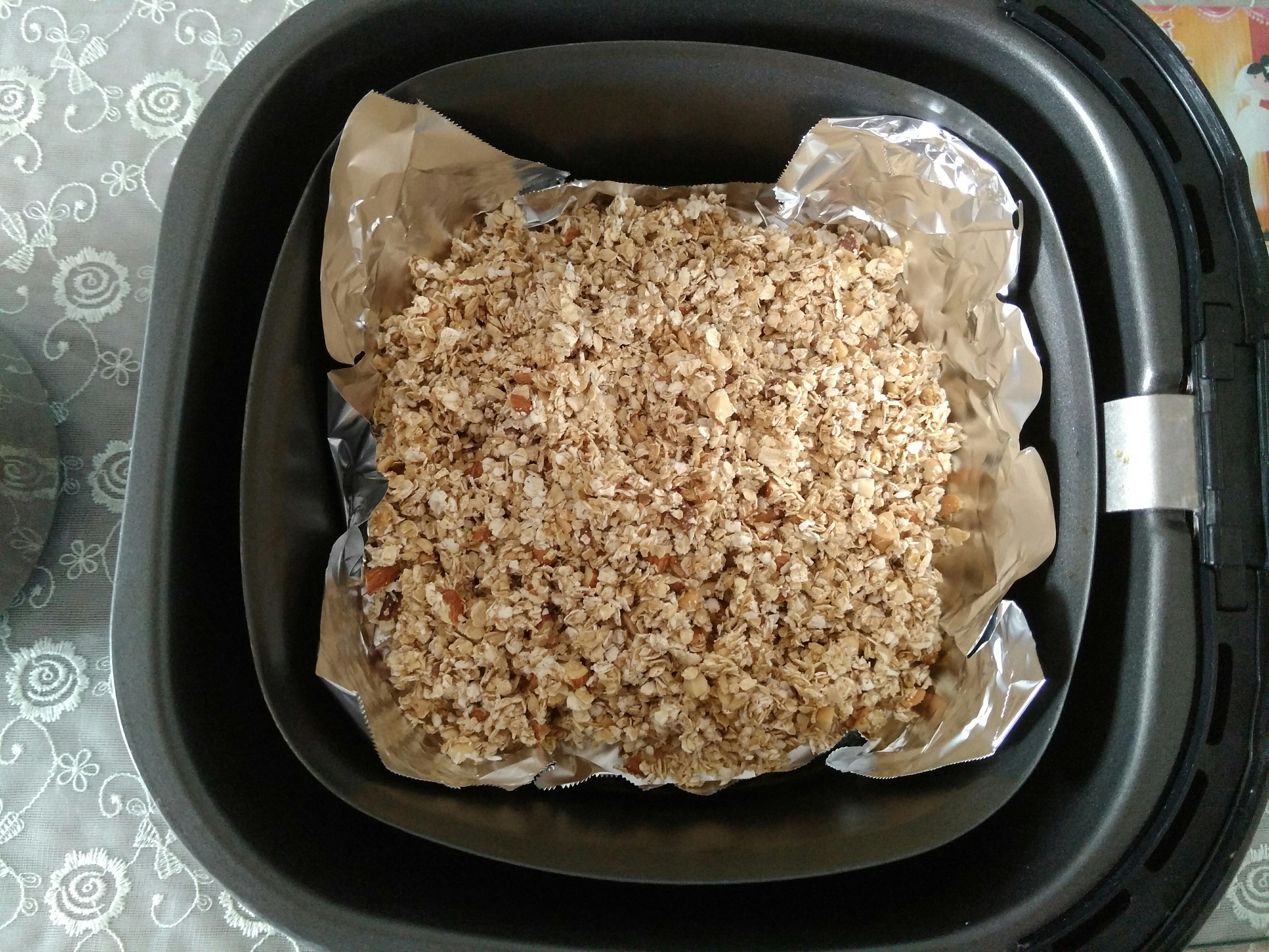 椰丝坚果燕麦酥（空气炸锅版酸奶伴侣）的做法 步骤3