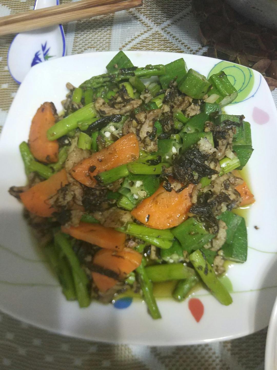 榄菜肉末四季豆