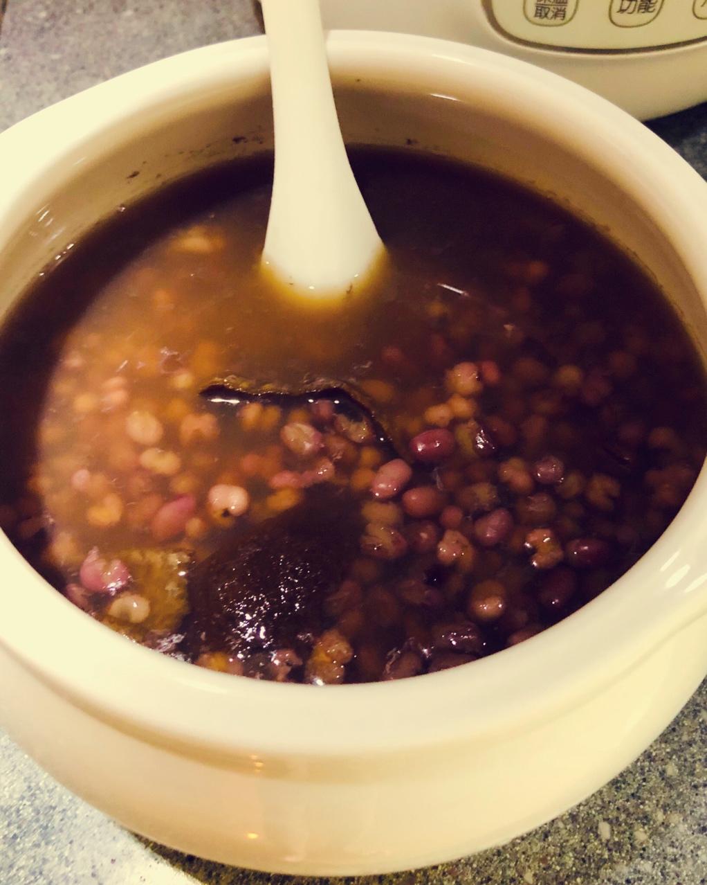 赤小豆薏仁陈皮祛湿汤