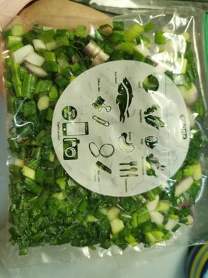保存葱、姜、香菜、小米椒、蒜的方法的做法 步骤2