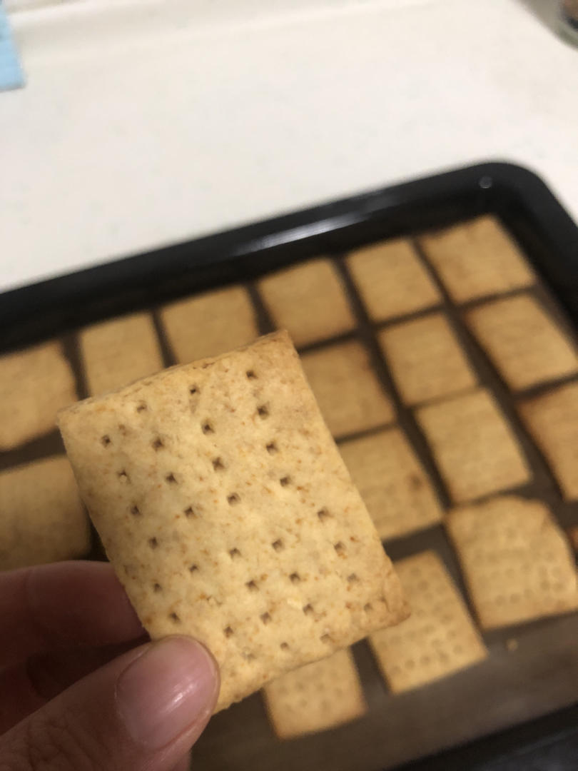 嘎嘣脆小饼干（无臭粉无泡打粉），不用晾凉就是脆的，儿时的味道