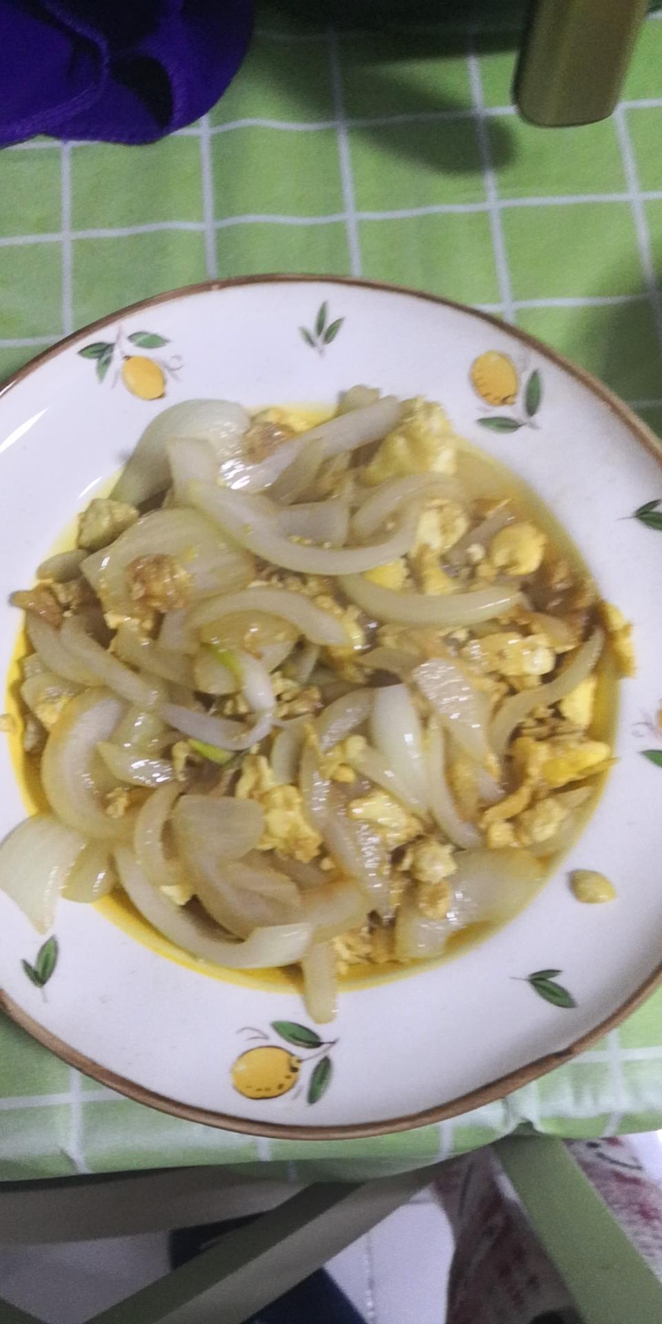 洋葱炒鸡蛋