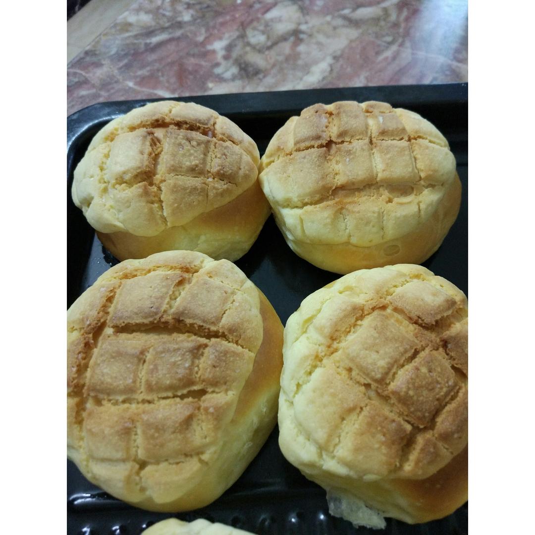 稣皮菠萝包