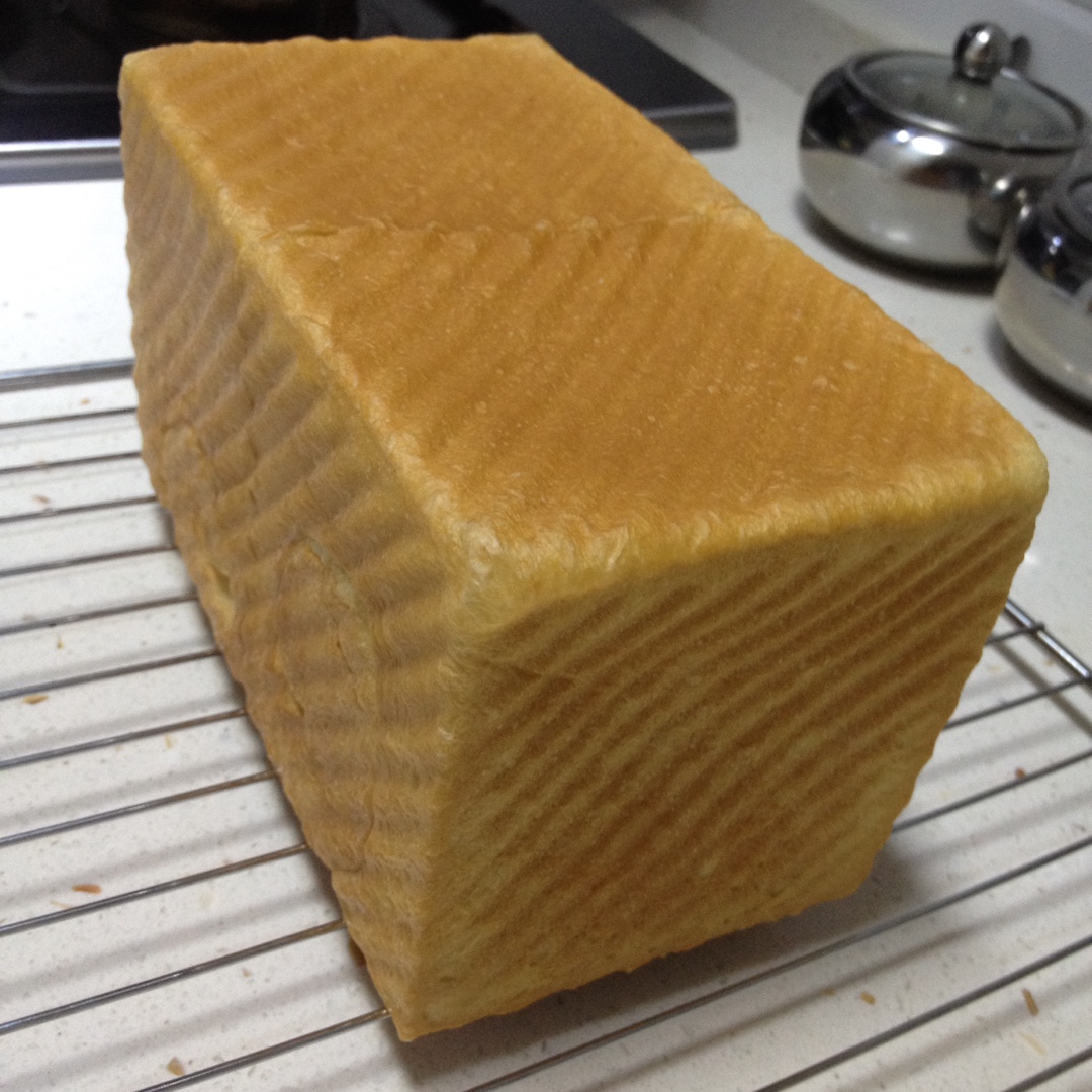 牛奶吐司（附详细步骤图）