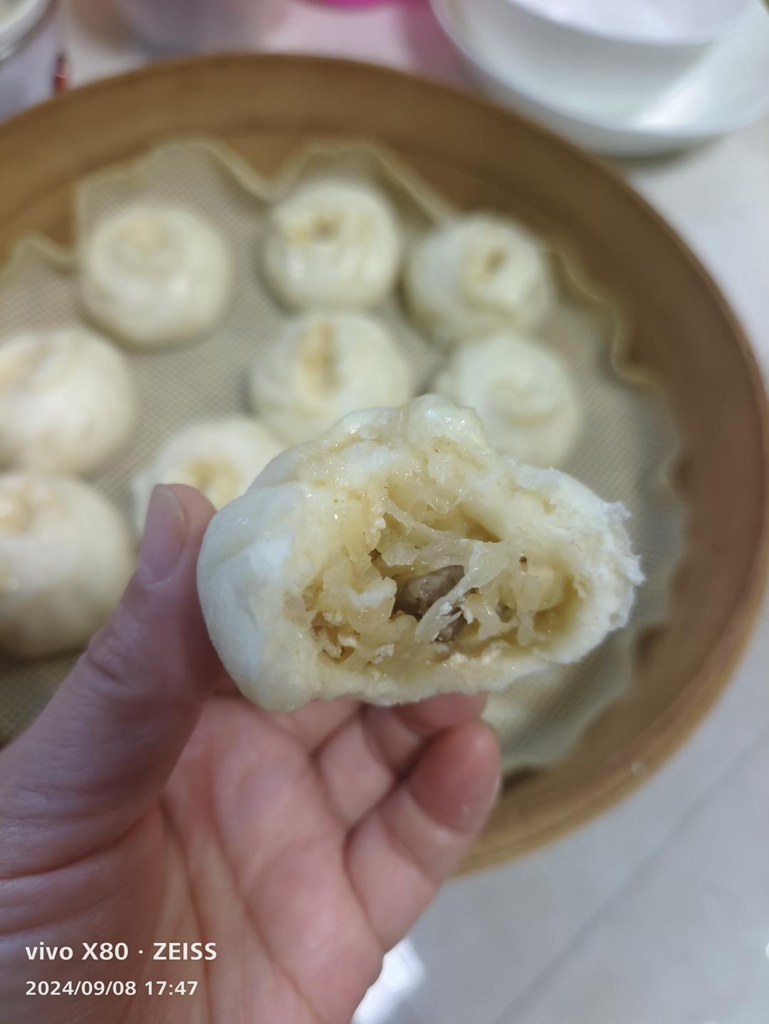 一次发酵萝卜丝肉包子/白萝卜肉糜粉丝馒头/萝卜粉丝肉包/萝卜粉丝包/萝卜丝包/简单鲜香入味 新手友好