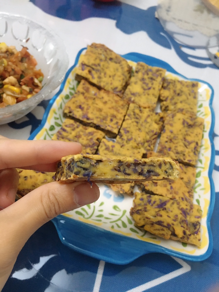 减脂饱腹又营养：紫甘蓝玉米饼（烤箱版）
