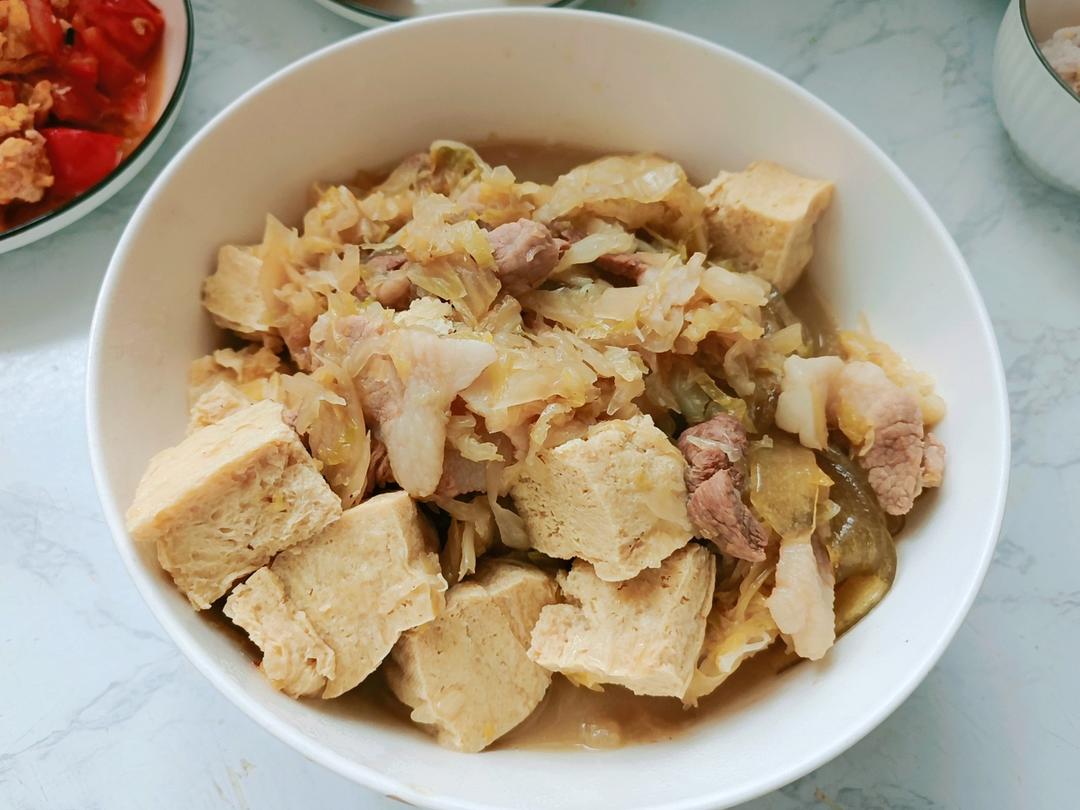 酸菜粉条冻豆腐