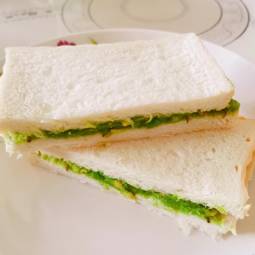 牛油果的简单吃法之牛油果酱三明治