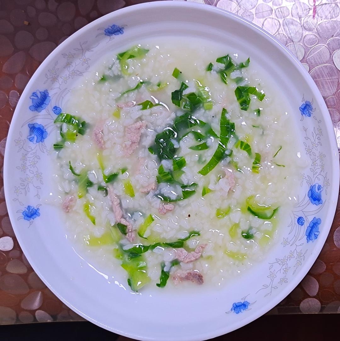 暖暖的青菜瘦肉粥
