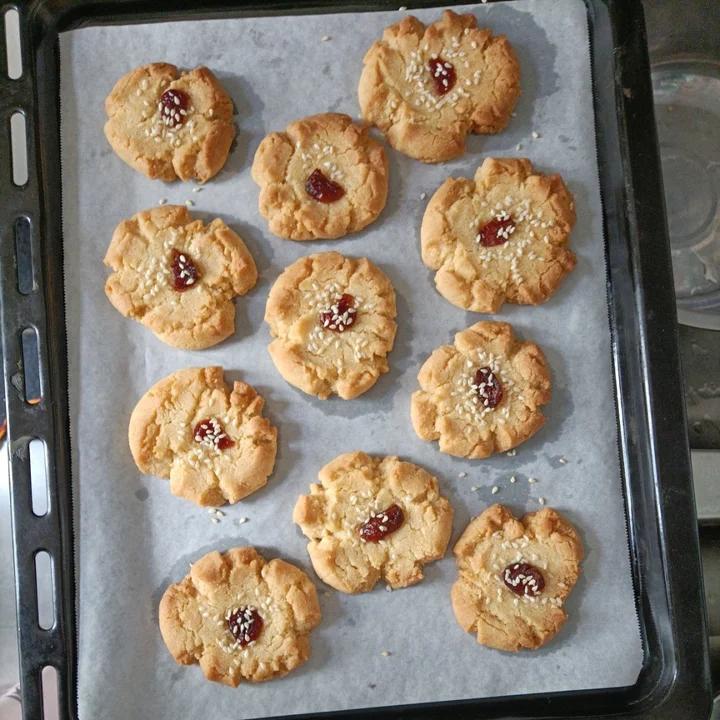 轻轻一按就碎掉的原味桃酥（不输猪油版）