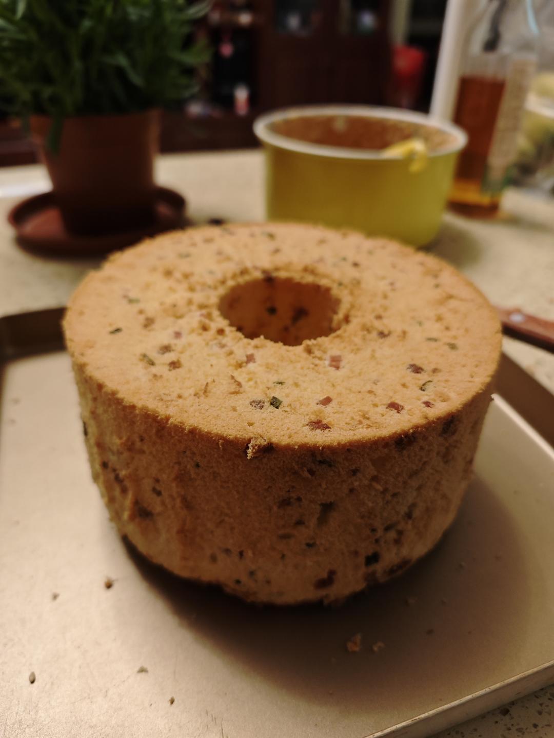 好吃不腻丨口感丰富丨香葱肉松戚风蛋糕