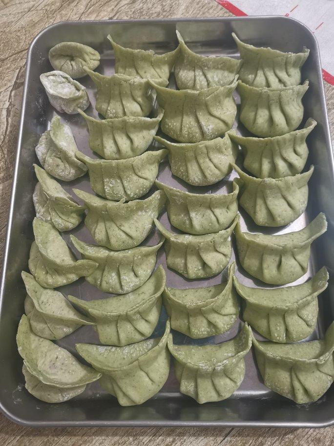 【免揉】皮薄筋道冻后不破的饺子皮