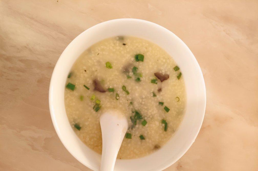 小米粥（小米油飘香）