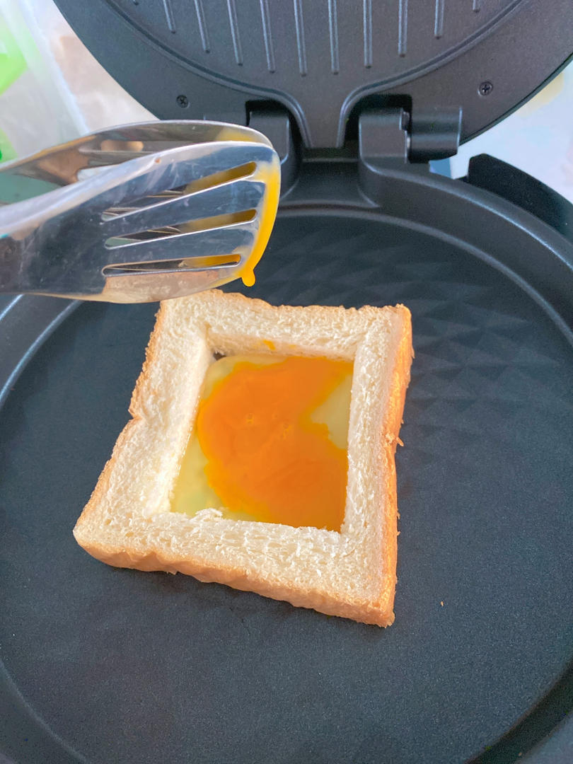 电饼铛版吐司煎蛋