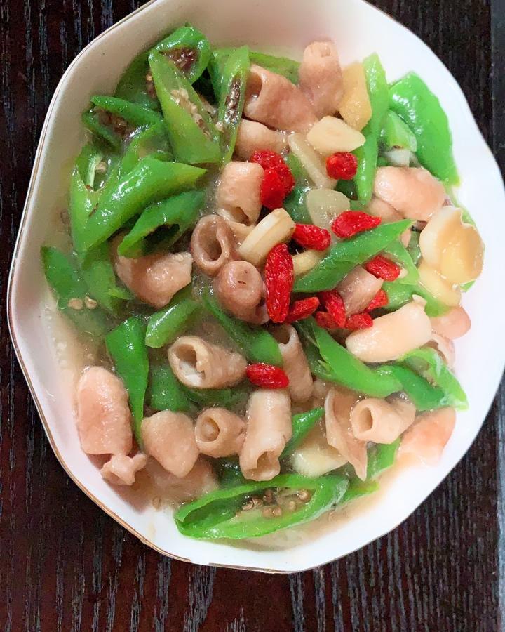 夜兮_做的尖椒爆鲜鱼肚