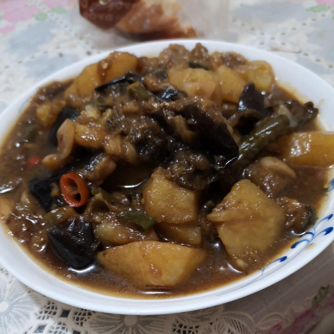 土豆炖茄子