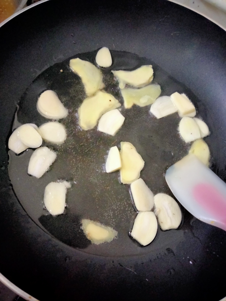 香菇肉沫烧麦的做法 步骤4