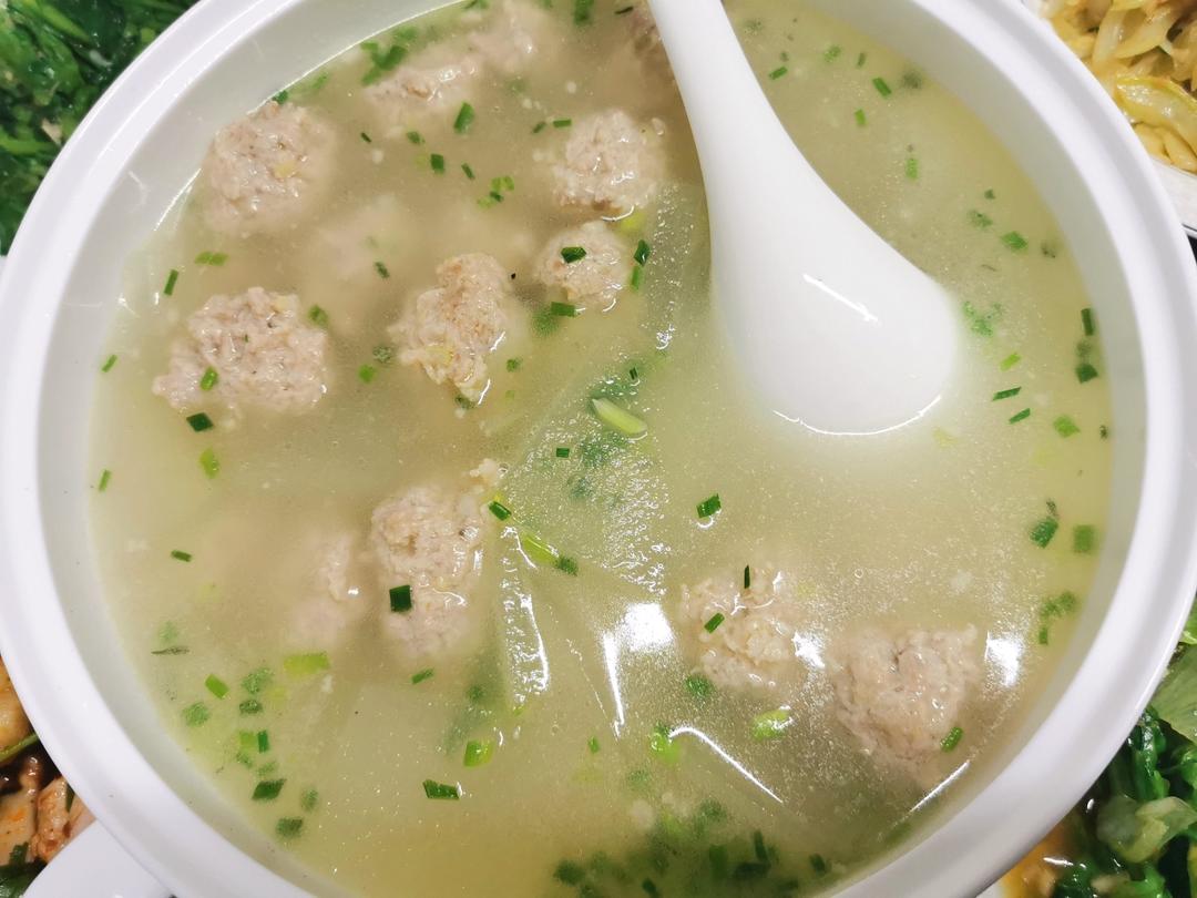 冬瓜汆丸子汤