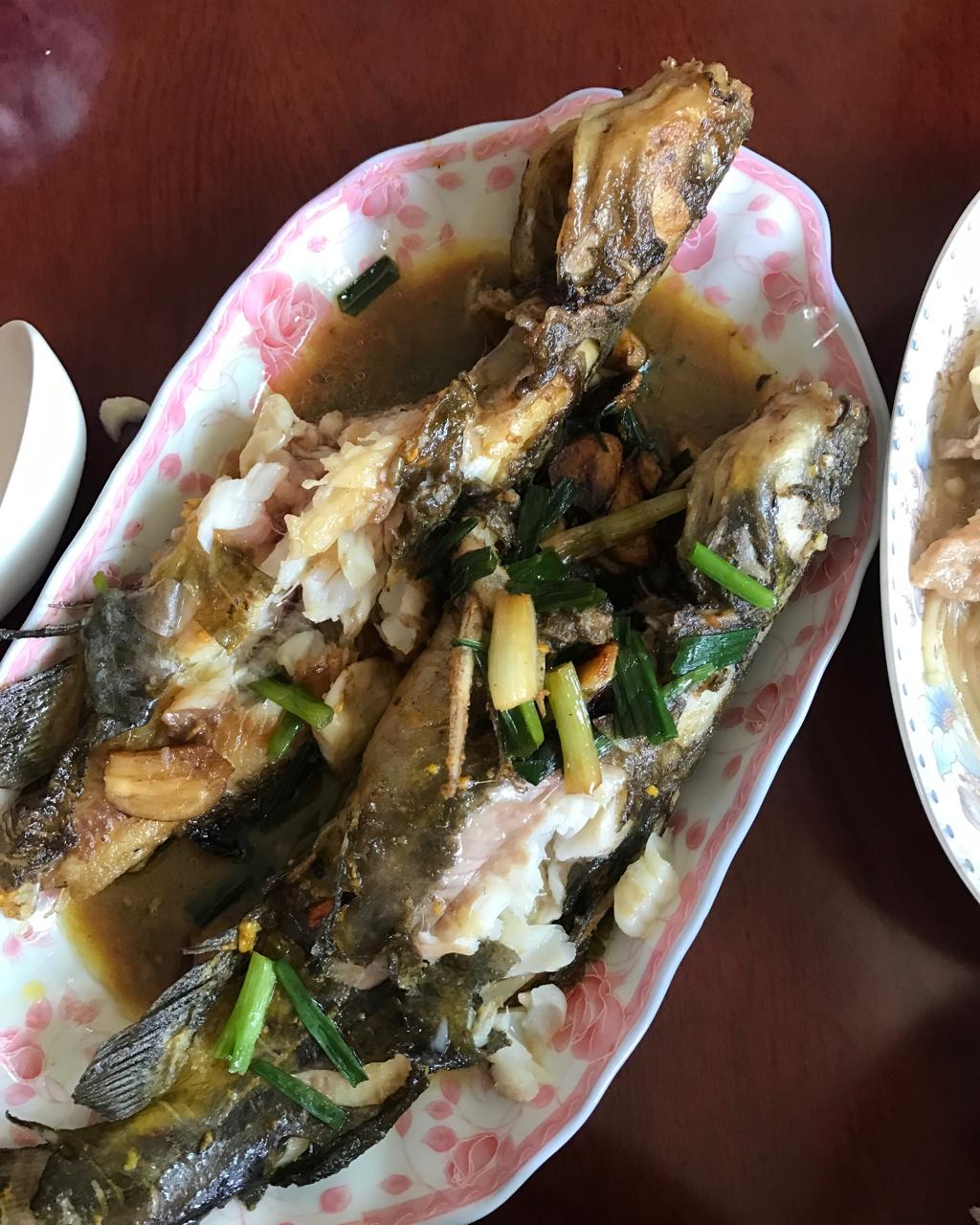 原汁原味的家常黄骨鱼