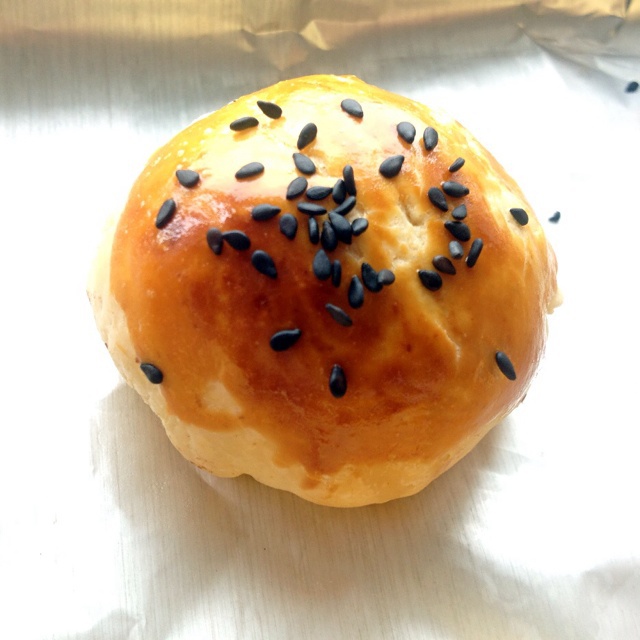 豆沙蛋黄酥