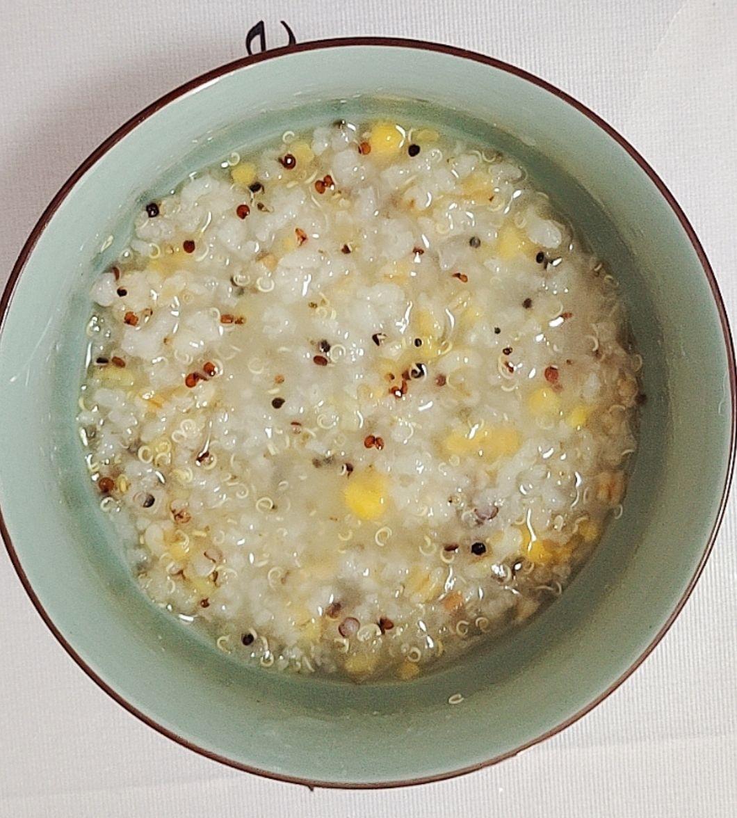 三色藜麦粥