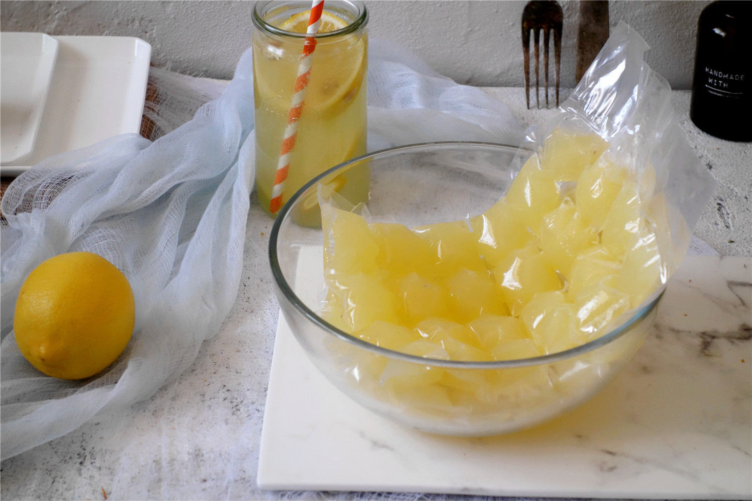 简单方便保存柠檬汁的做法
