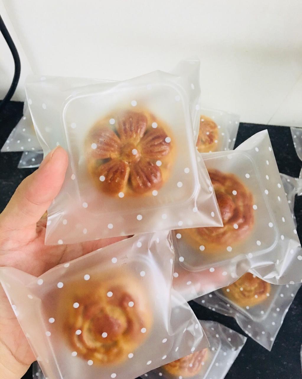 广式月饼——蛋黄莲蓉月饼