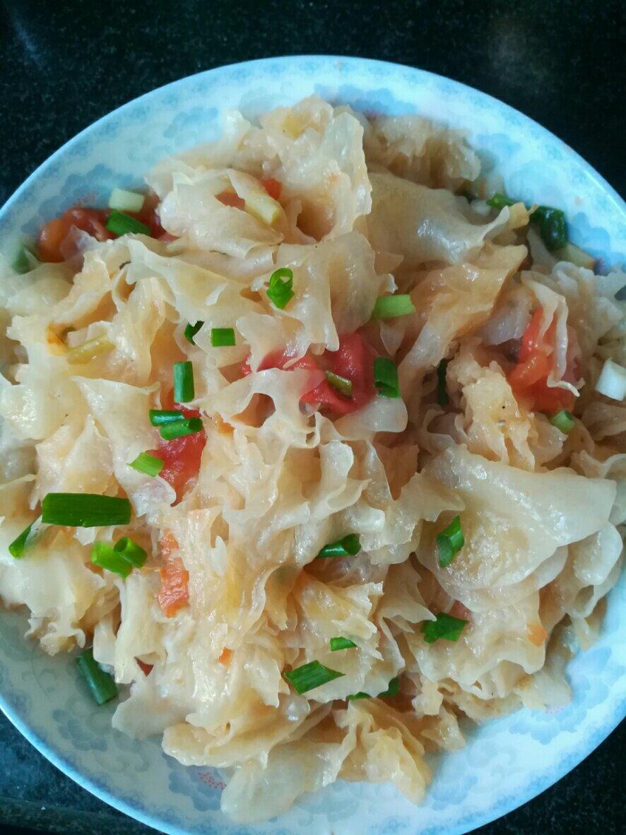 西红柿炒银耳