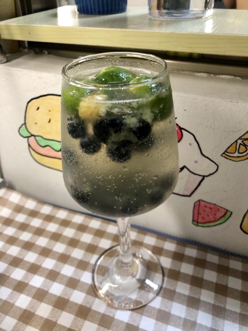 经典Mojito & 蓝莓Mojito 古巴调酒（视频菜谱）