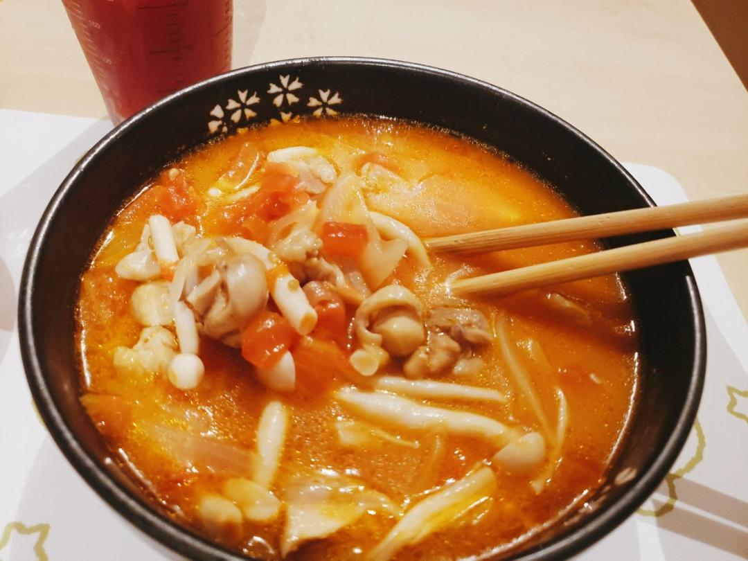 《昨日的美食》番茄炖鸡肉@坏露露的露台食光