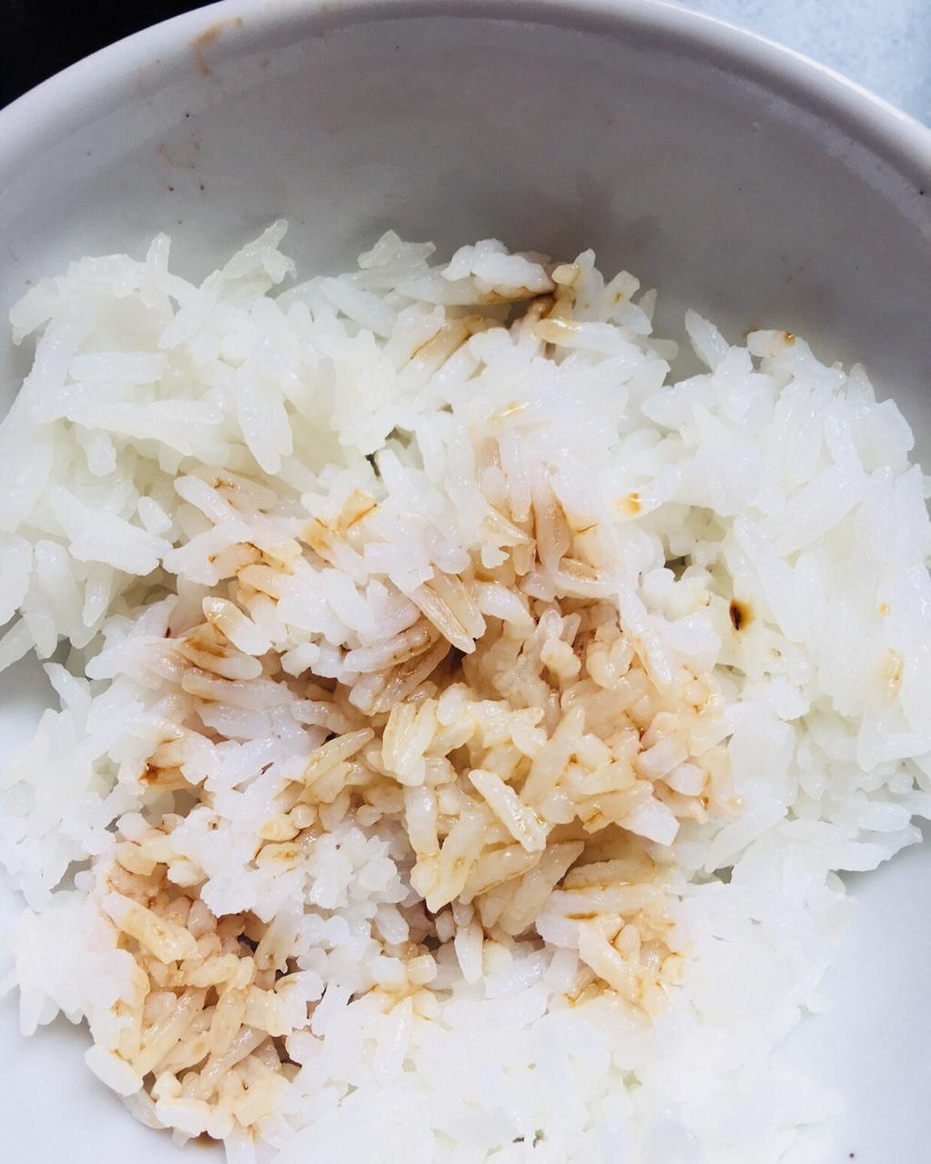 《深夜食堂》黄油拌饭