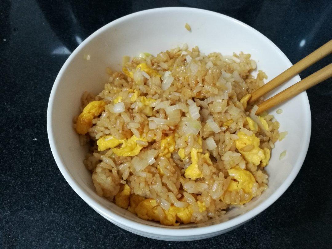 酱油炒饭(超级简单)
