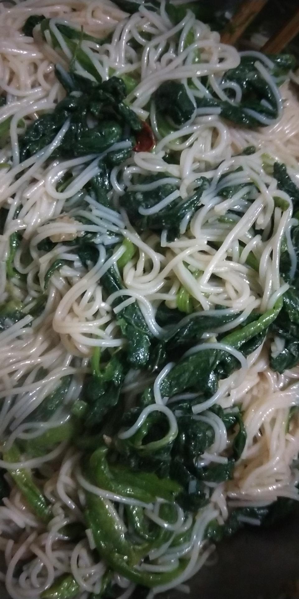 粉丝拌菠菜