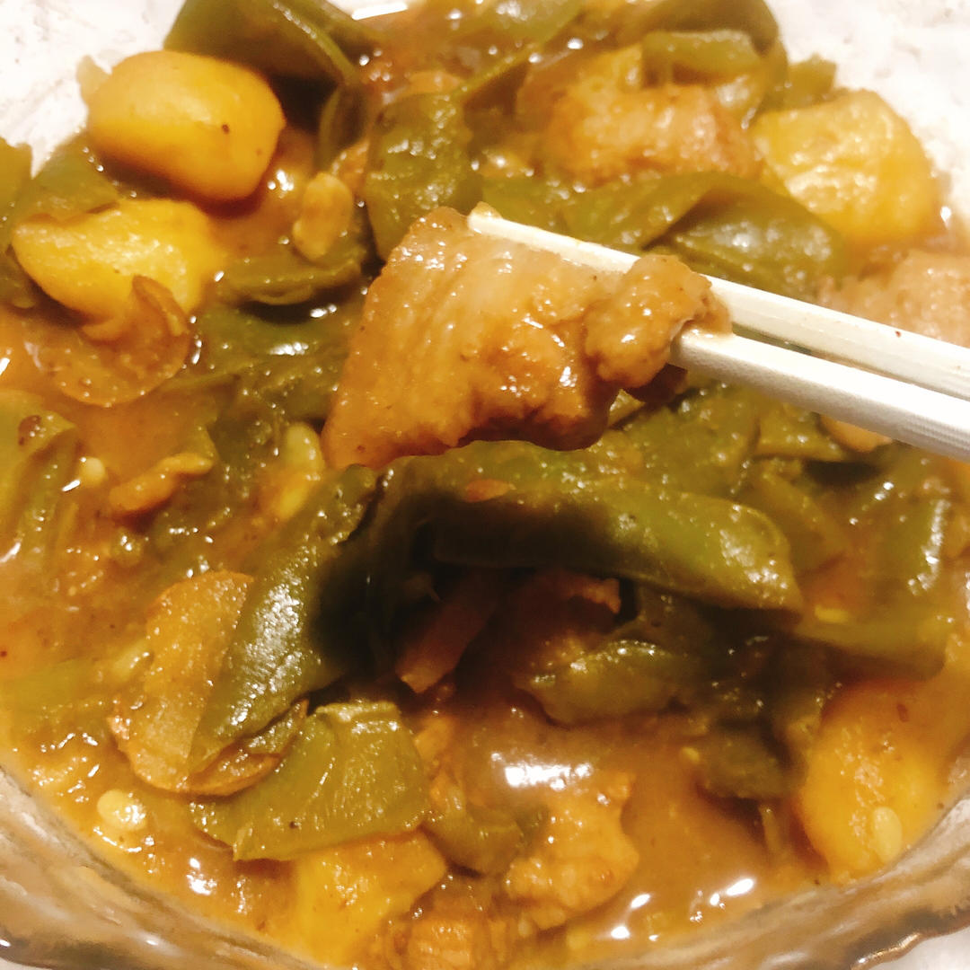 家常，简单的，豆角炖土豆，肉。