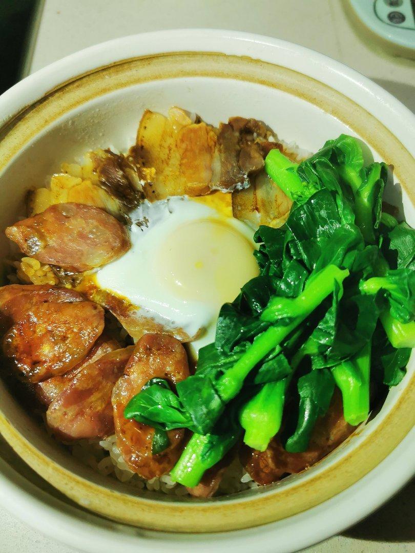 正宗广式腊味煲仔饭
