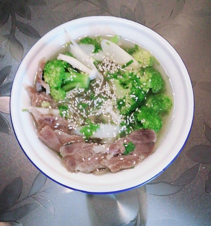 牛肉粉丝汤