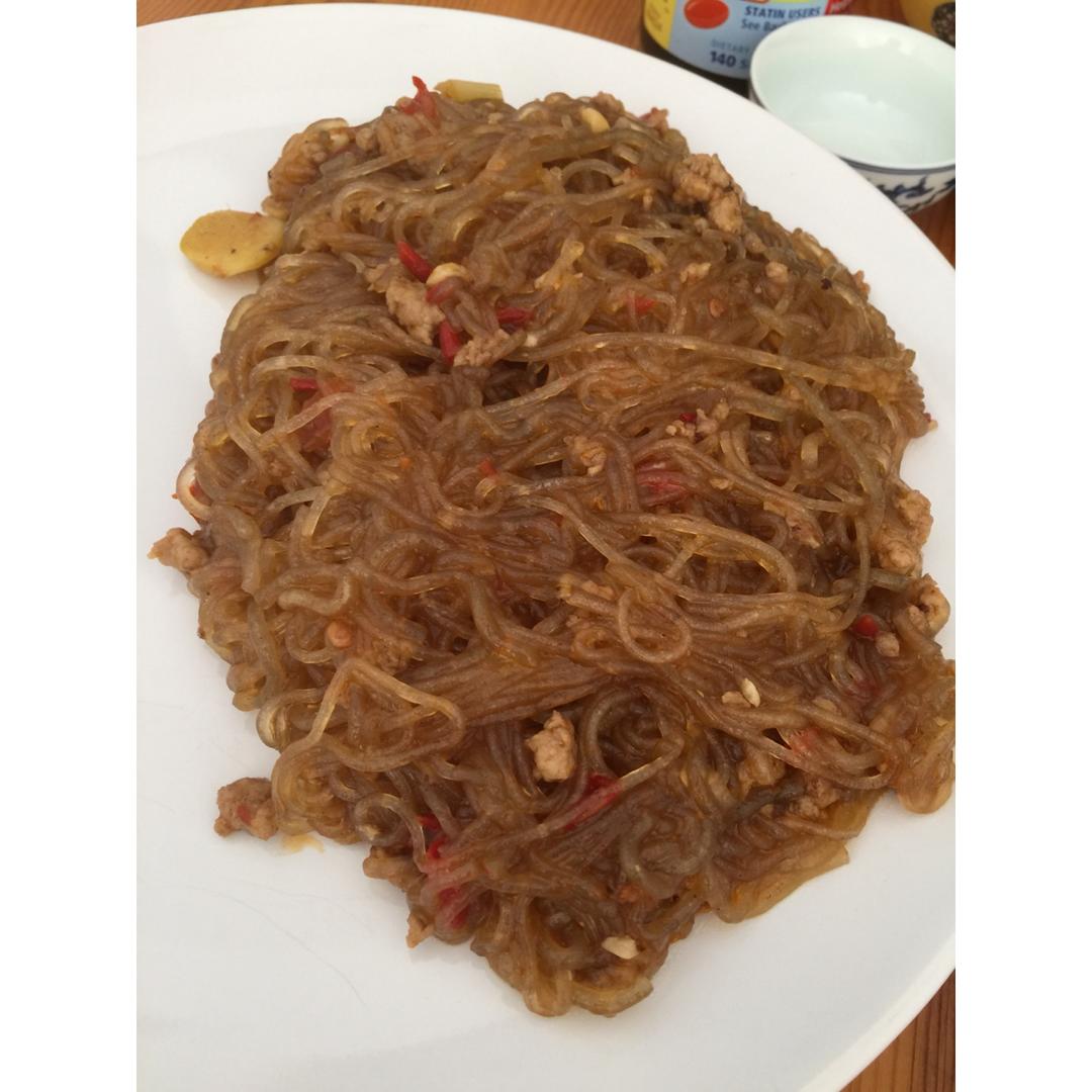 蚂蚁上树