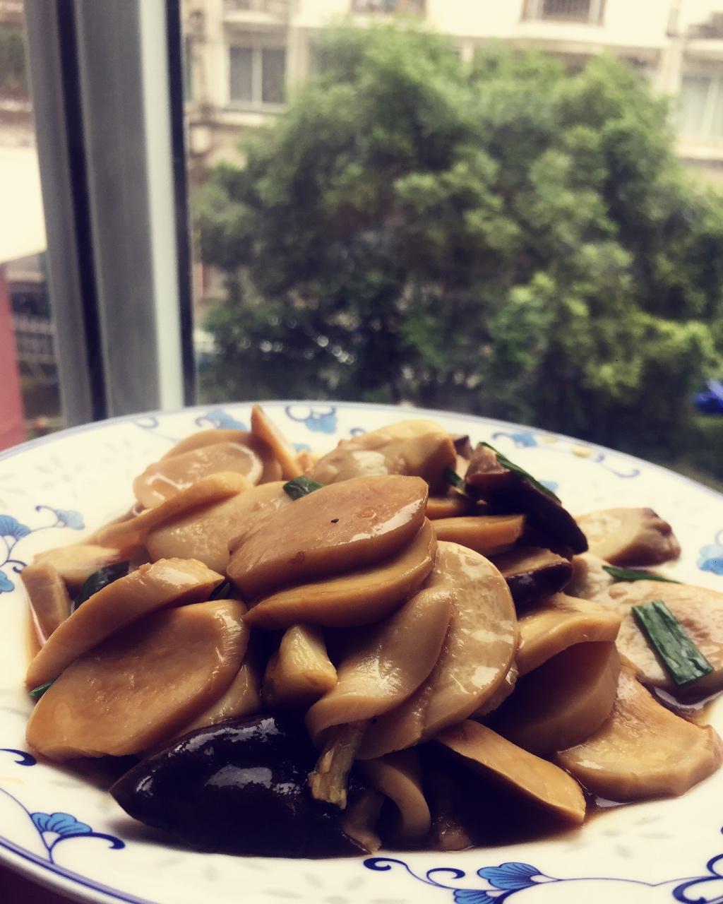 蚝油鸡腿菇