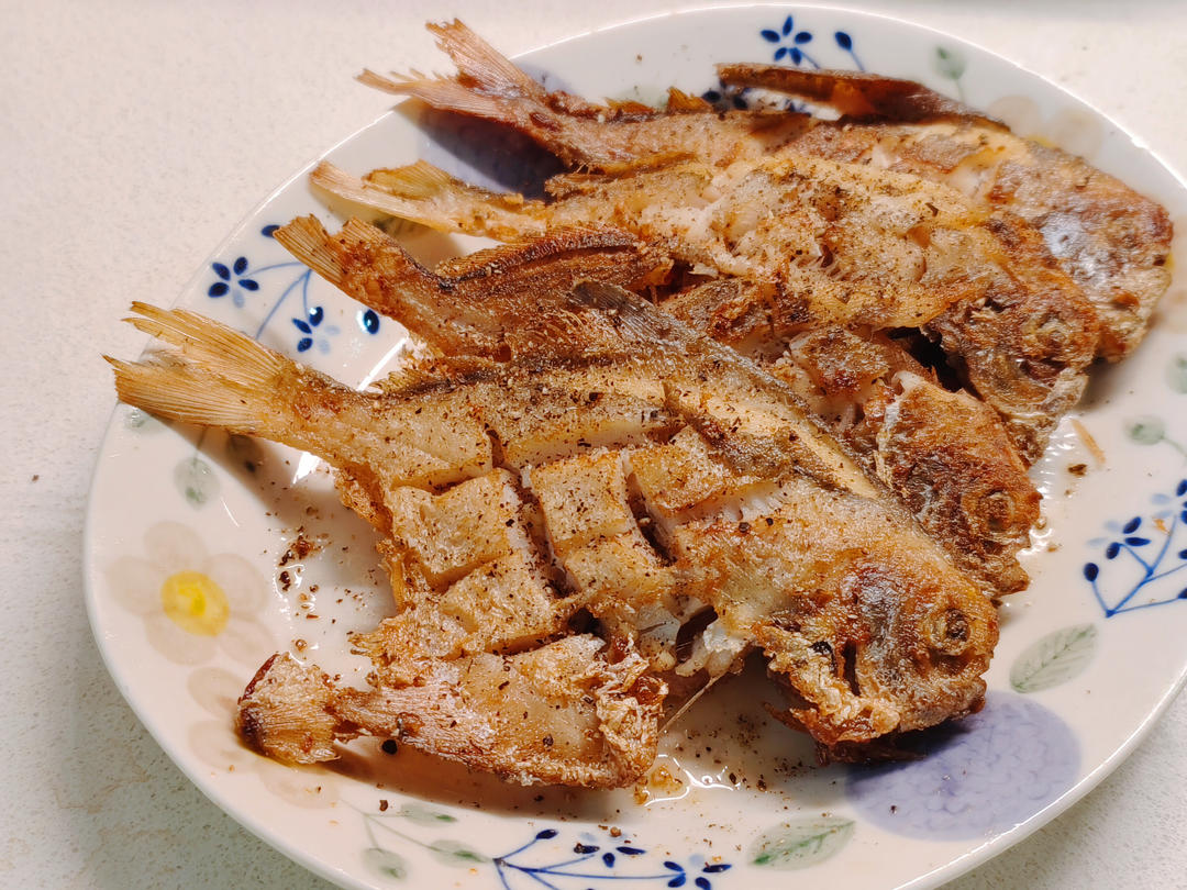 香煎鲳鱼