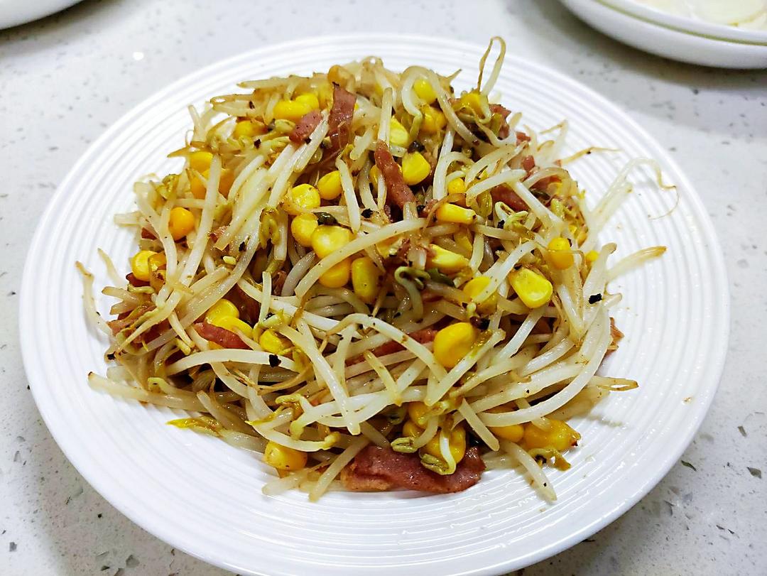 玉米培根炒豆芽
