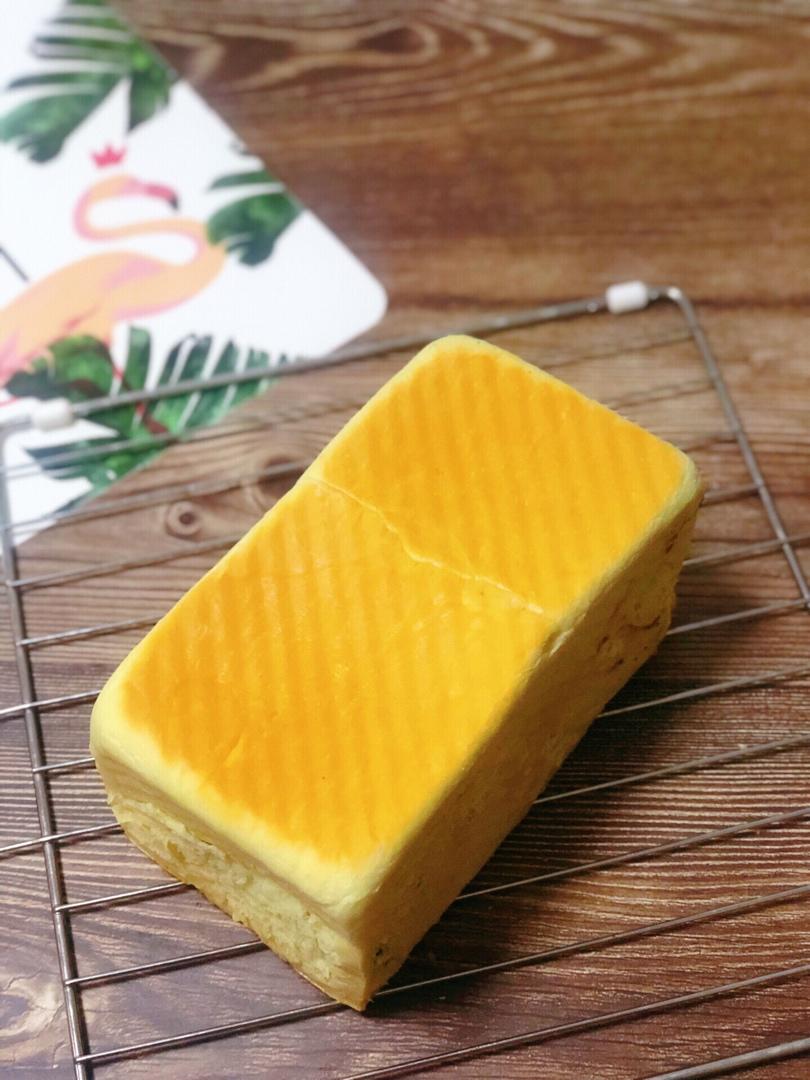 用烤箱自己做面包--手工牛奶吐司面包