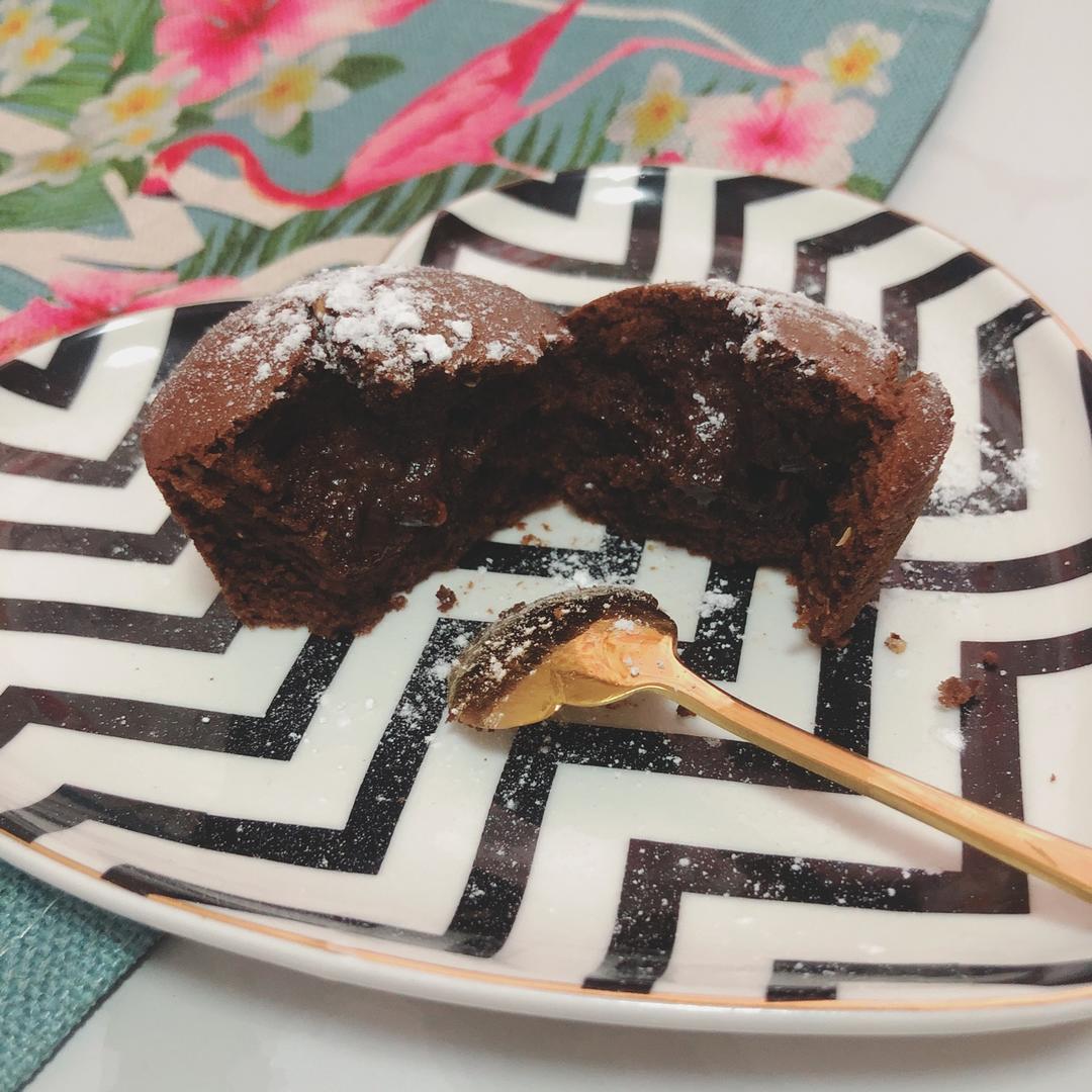 巧克力熔岩蛋糕