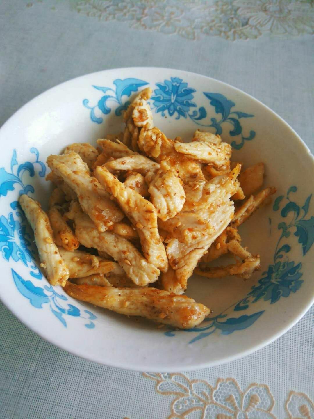 减肥吃什么：香辣鸡胸肉（堪比路边烧烤）