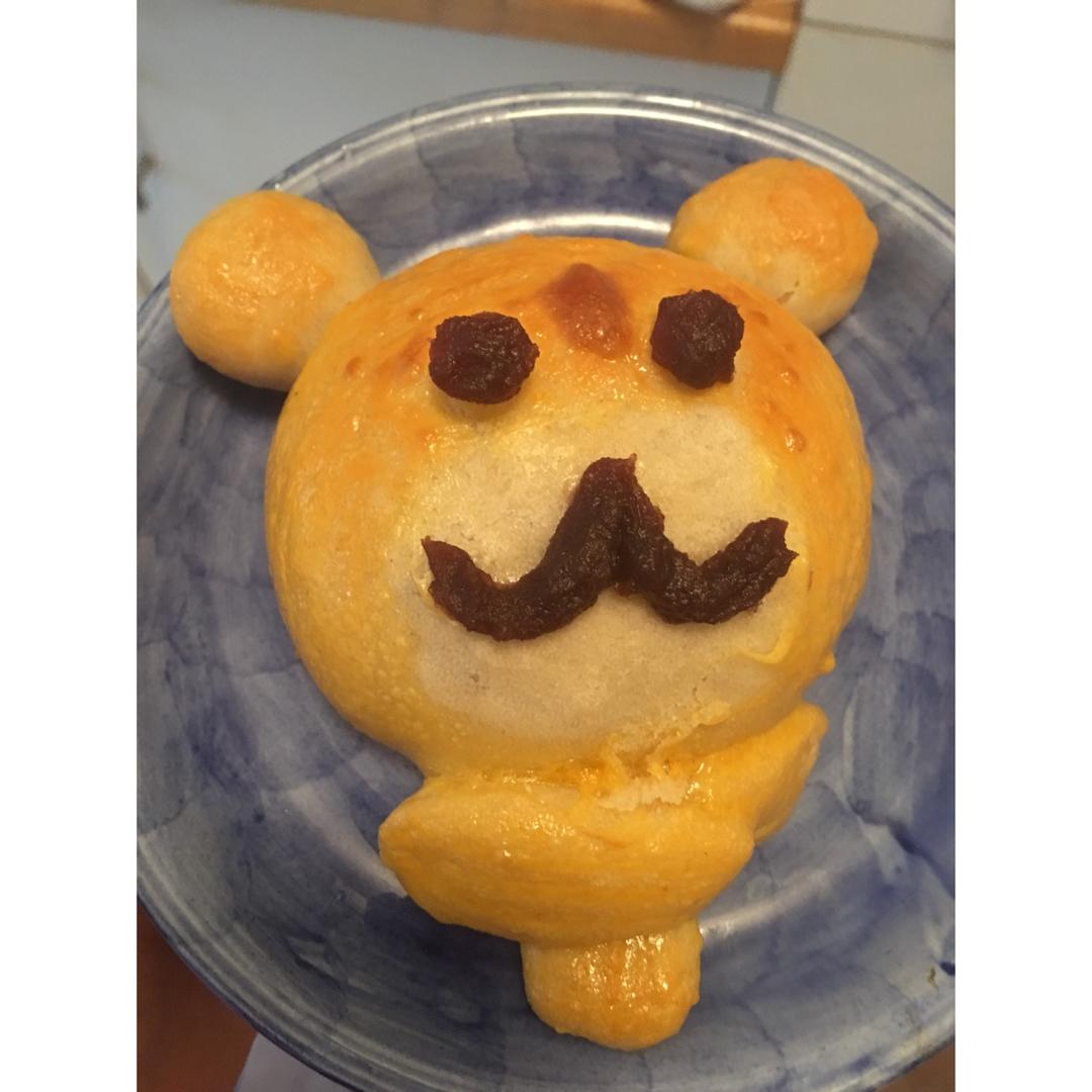 小熊豆沙面包