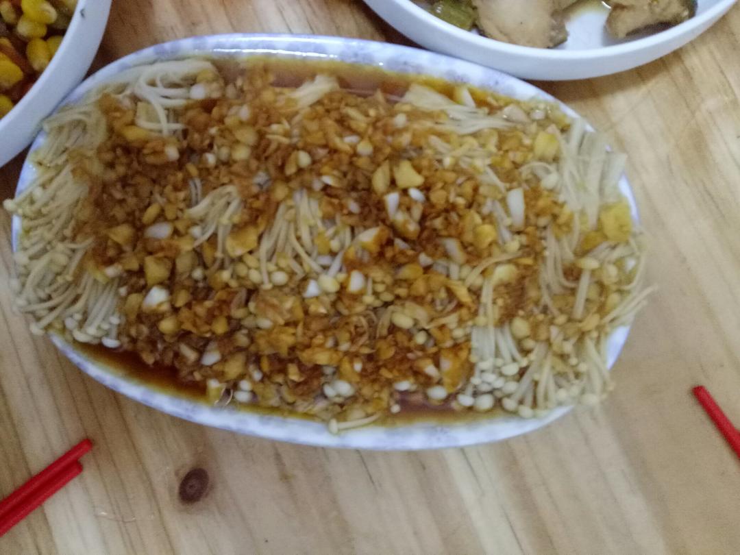 蒜蓉蒸金针菇