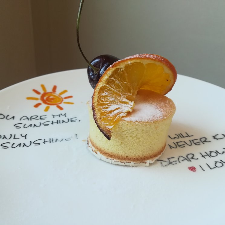 日式橙香海绵纸杯蛋糕